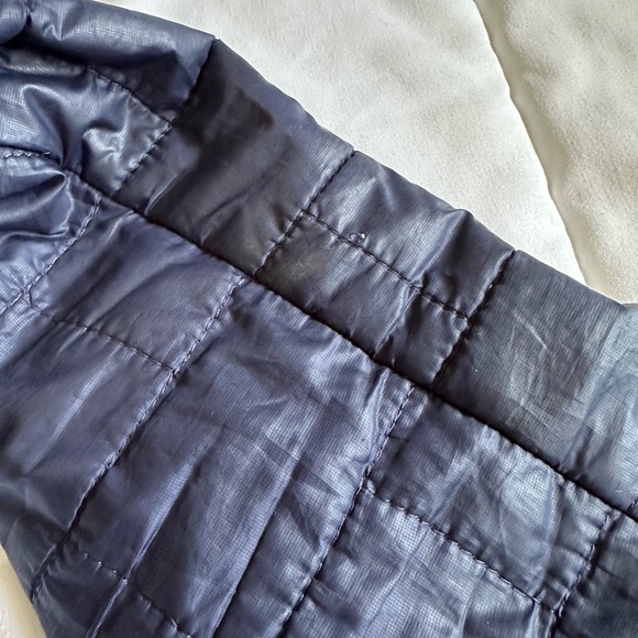 Patagonia Navy Nano Puff Hooded Jacket Womens - Picture 5 of 7